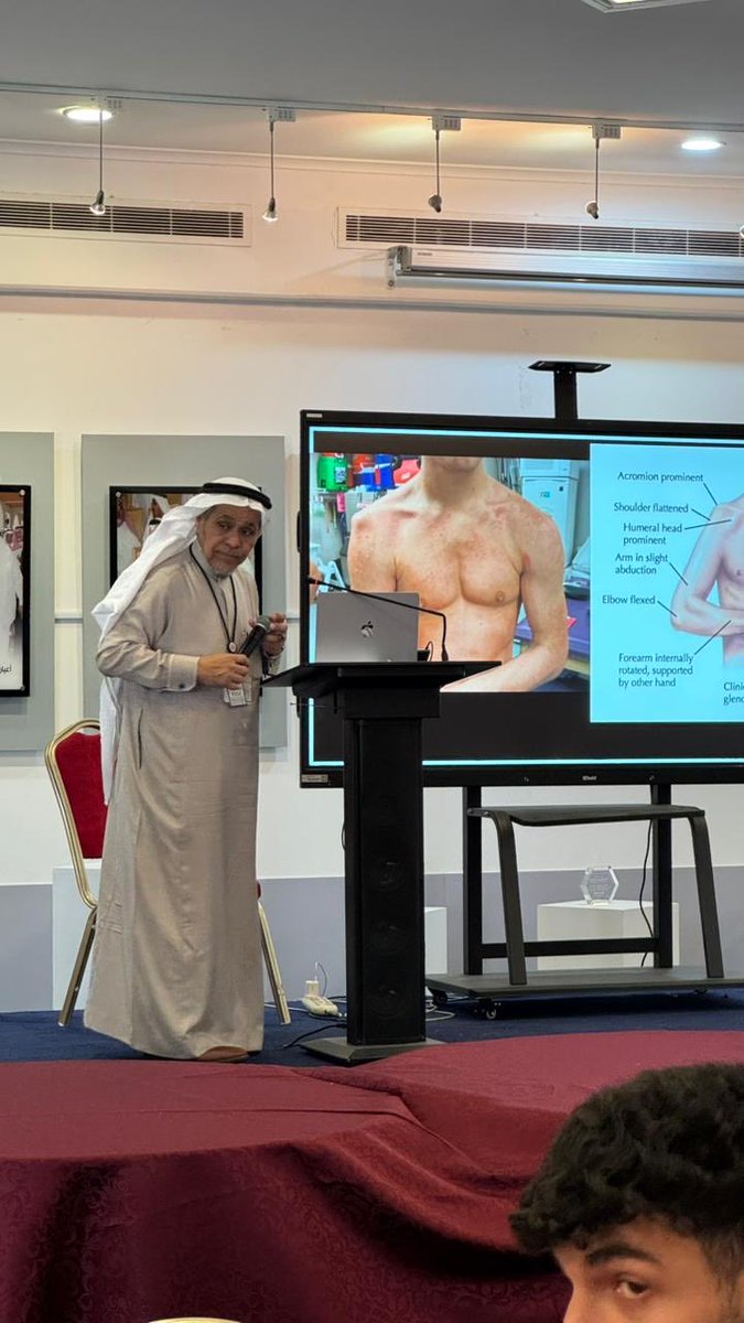 OmarBatouk's tweet photo. التغطية الإعلامية لحملة اصابة وتعريف  عن الإصابات الرياضية والمنافسة  الرياضية الودّية ما بين فريق الأطباء وطلبة الثانوية ولا أنتهت بزيادة التلاحم بين فريقي الأطباء والطلبة بمدارس عبد الرحمن فقيه بمكة المكرمة https://t.co/C9xygA0DnK