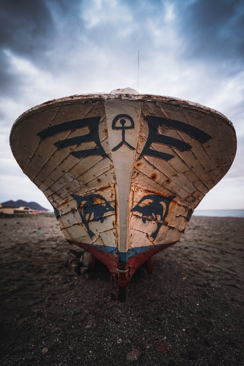 mandolinaes's tweet image. Let’s see your boat/ship captures ⛵️🚢

From small rowboats to massive ocean liners—anything that floats!