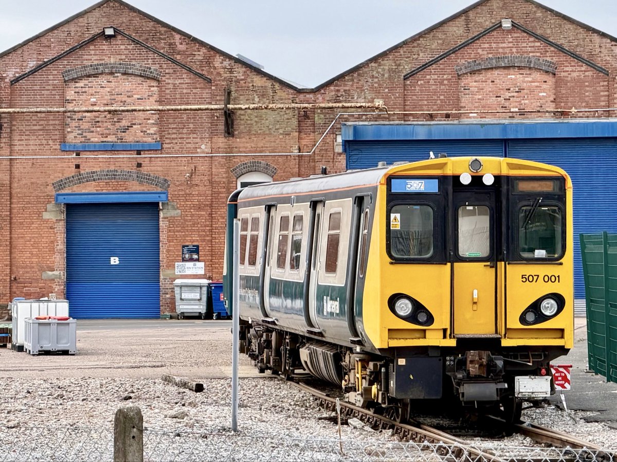 HiPa125's tweet image. Class 507 Preservation Society, York-built, British Rail retro-liveried #Class507 507001 #EMU - Derby Litchurch Lane