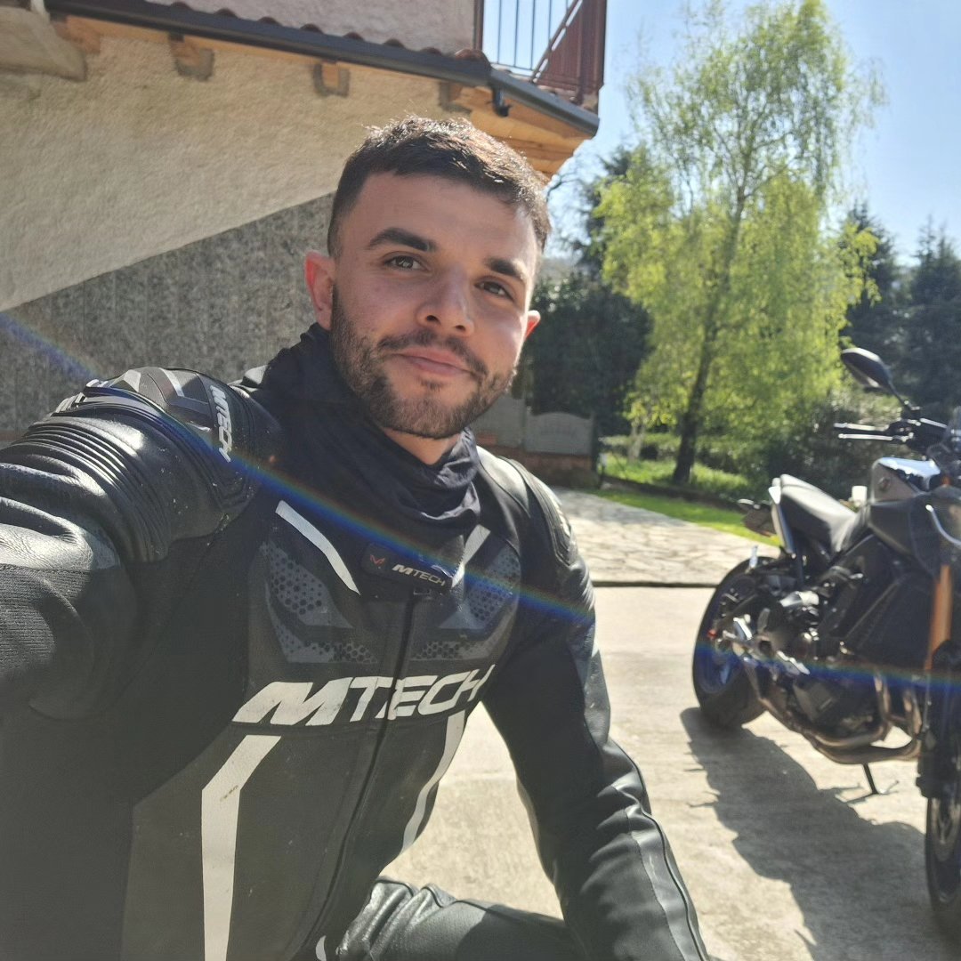 UnderYourControl 5k 🏍️ tweet media