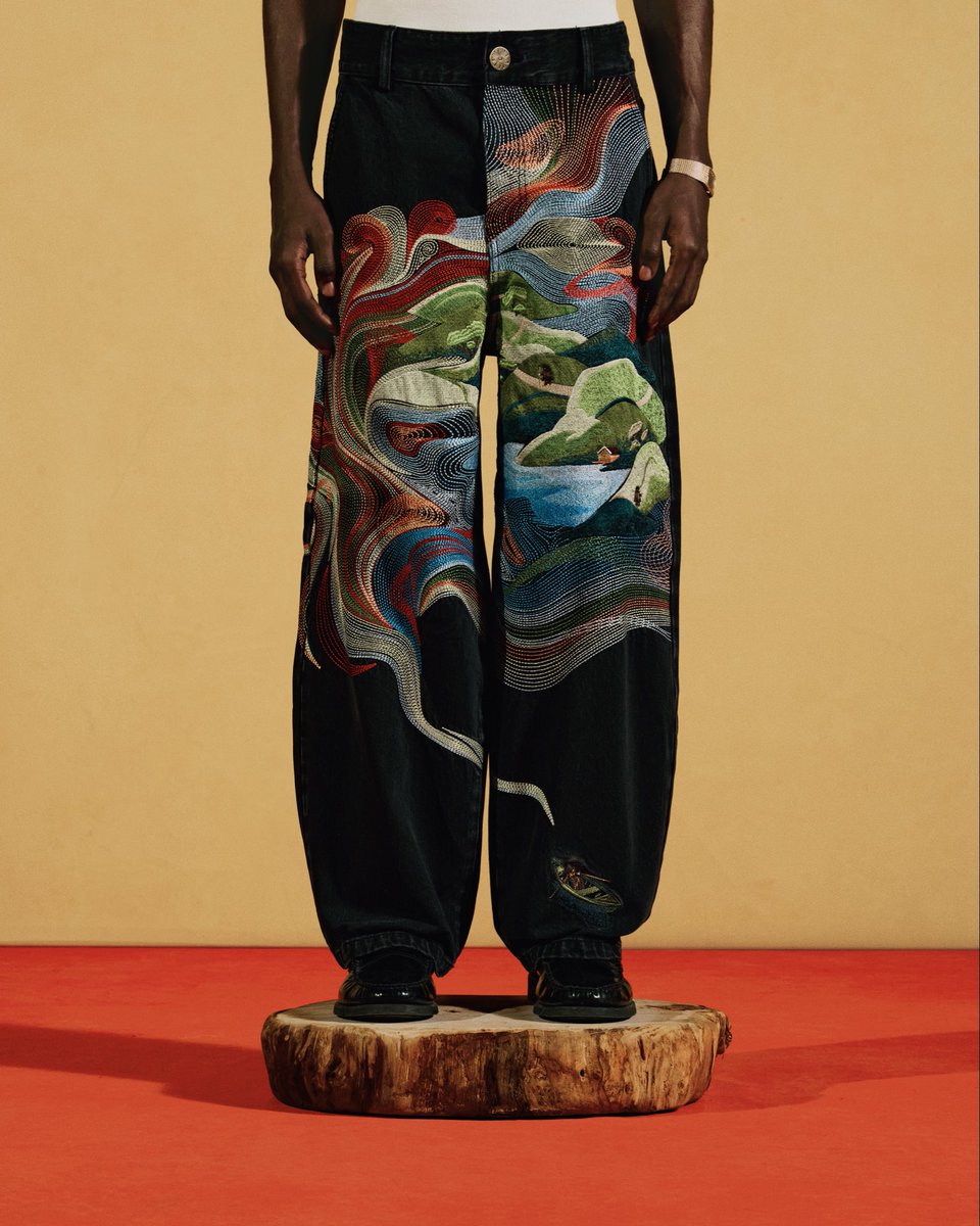 HOUSE OF ERRORS tweet media