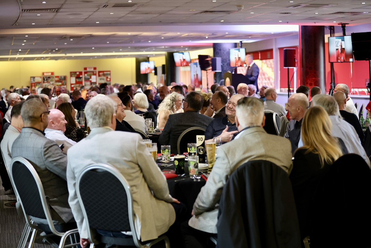 CAFCofficial's tweet image. The Lennie Lawrence Dinner is in full swing at The Valley as we recognise one of our greatest ever managers 👏 

#cafc