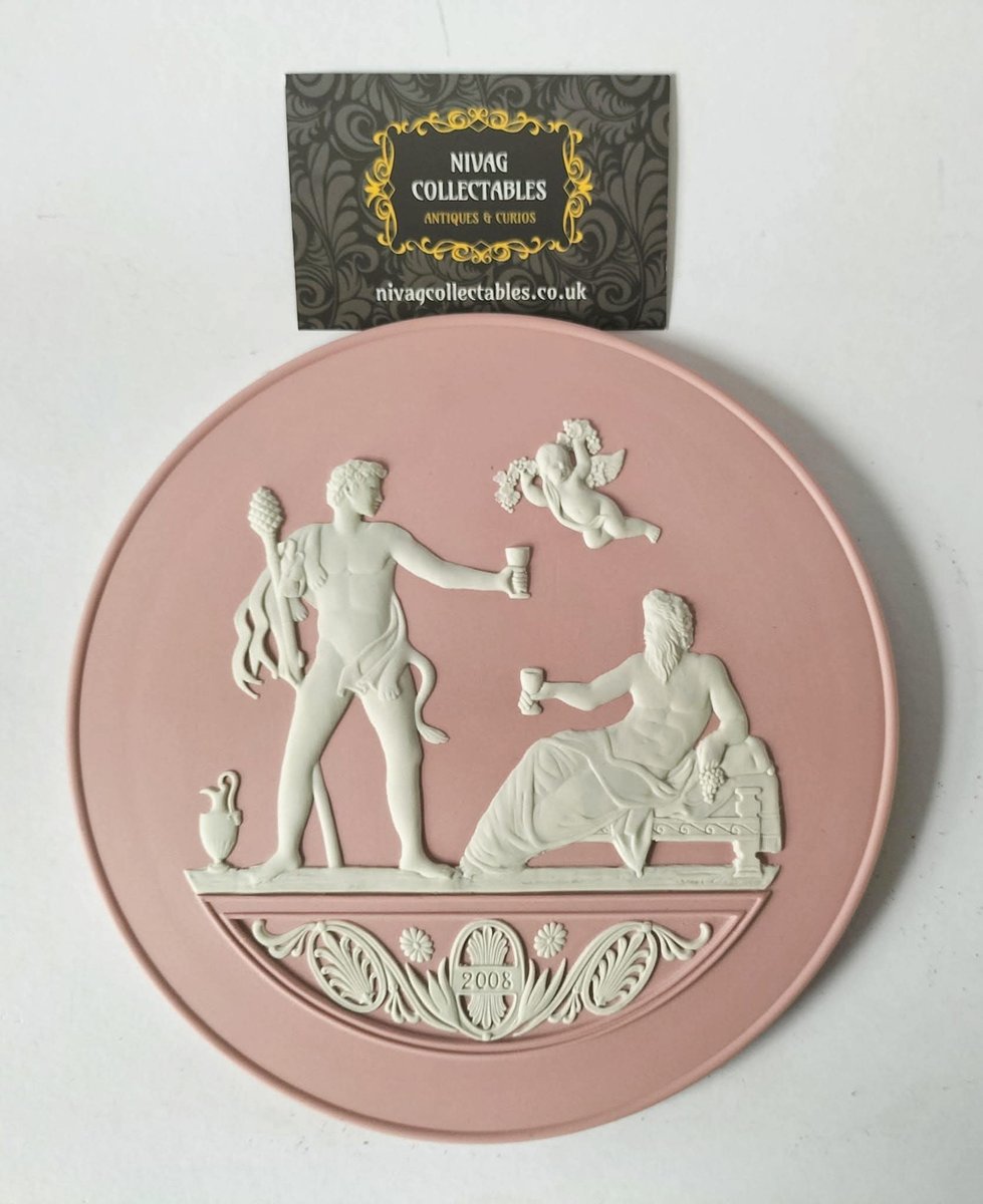 nivagcollects's tweet image. #goodevening from #Sheffield looking for a #gift #birthday #anniversary #hello  nivagcollectables.co.uk we have a great range of collectables, curios including vintage #jewellery waiting to be dispatched #giftforher #giftforhim