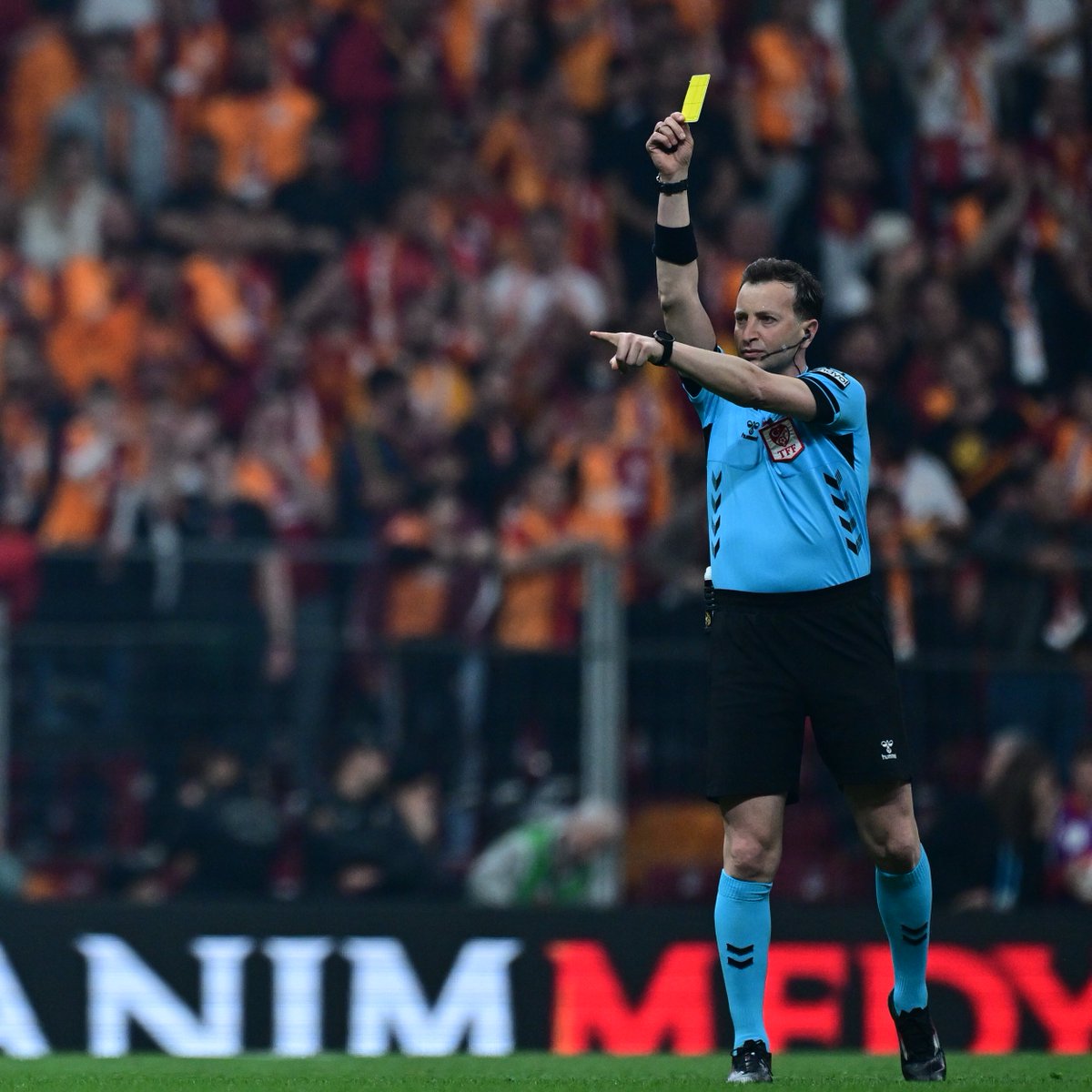 Kadıköy Sokak tweet media