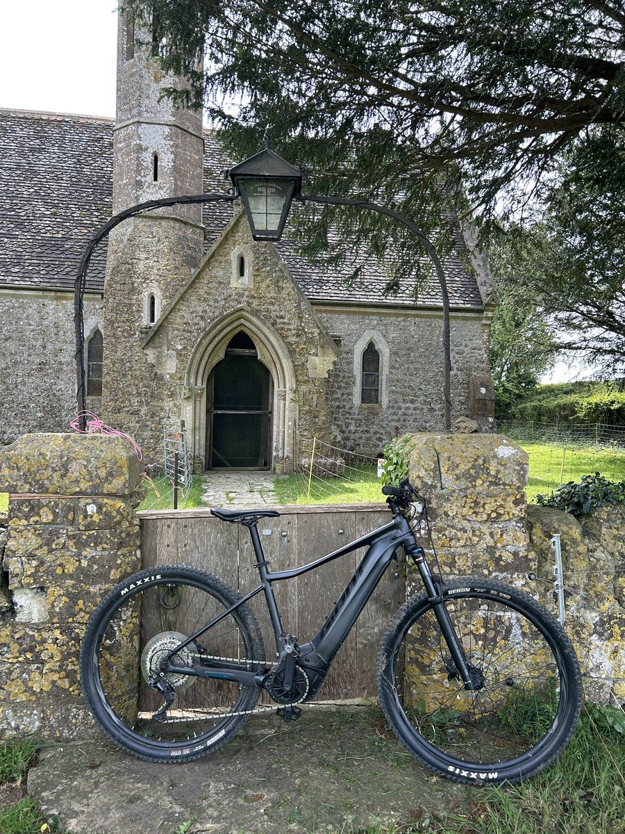 Richard79962566's tweet image. The little church in North Poorton is always worth a photo.
#NorthPoorton #Dorset #bicycle #bicycleride