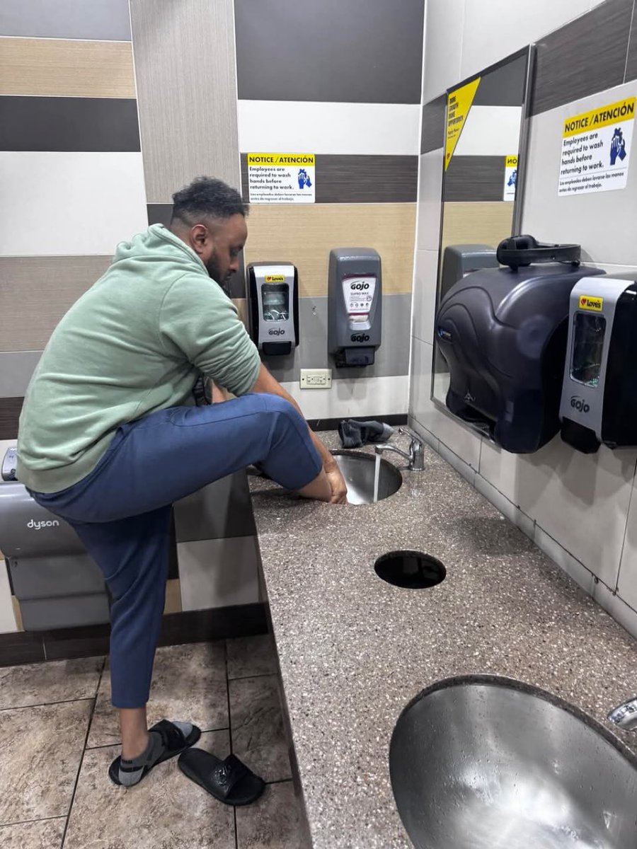 Netaji PHD, TMD, IBS 🐅 tweet media