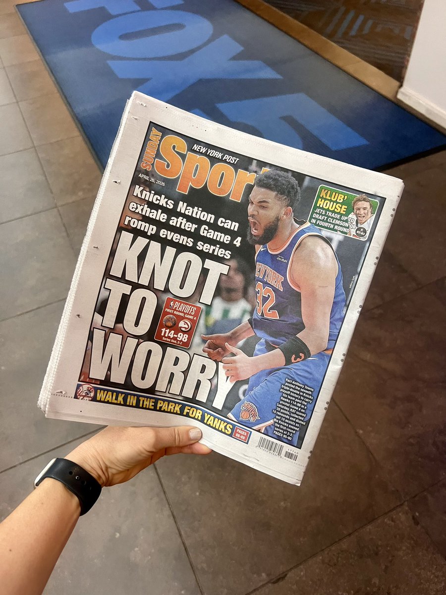 JenXperience's tweet image. Today’s backpage of the New York Post… 🏀 #NewYorkForever