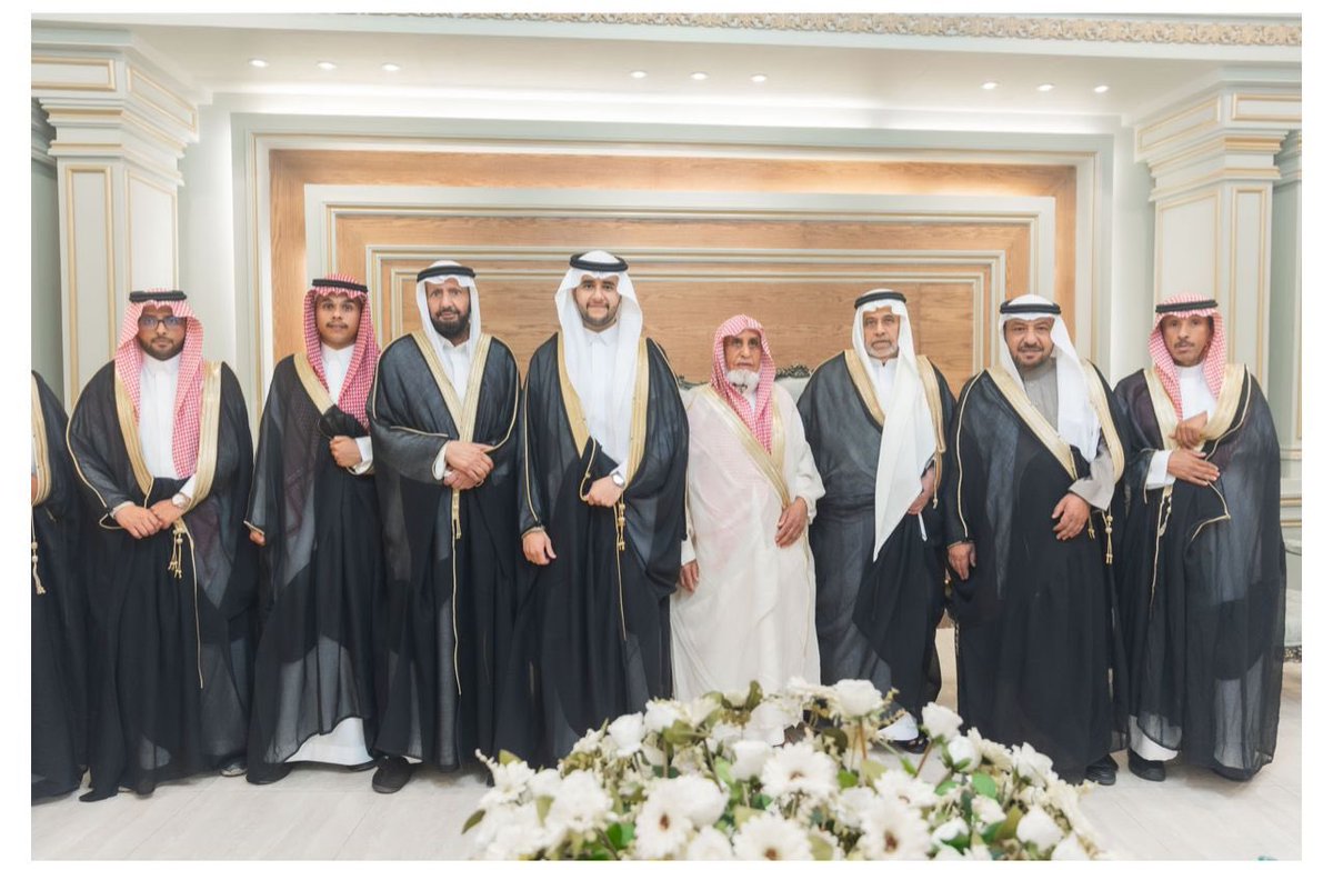 MohimeedFamily's tweet photo. بارك الله لهما وبارك عليهما
 وجمع بينهما بخير 
نبارك لابن العم 
سلطان بن محمد المحيميد
 زواج كريمته من الشاب 
فارس بن عبدالعزيز أبالخيل 
وذلك في يوم الخميس 23/04/2026 
في مدينة بريدة بالقصيم
 سائلين الله لهم التوفيق 
#المحيميد
#الرباع
#بني_وائل
#القصيم https://t.co/lmJvO19K3a