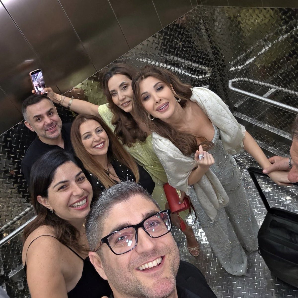 𝓕𝓪𝔀𝔃𝔂 𝓜𝓪𝓳𝓷𝓸𝓾𝓷 𝓝𝓪𝓷𝓬𝔂 🇹🇳🇩🇪 tweet media