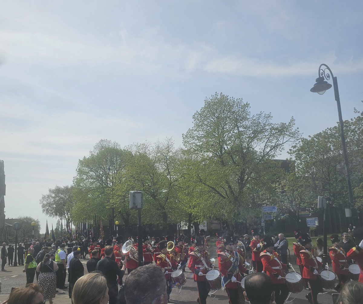 AmandaJaneDeano's tweet image. As the granddaughter of a Gallipolli surviver, who I never got to meet.  Attending today's service &amp;amp; lunch for Bury &amp;amp; the Lancashire Fusiliers was so special. Such a poignant service with the A team of Deputy Lieutenants &amp;amp; the Lord Lieutenant at the fore #Bury #Gallipolli #ernest