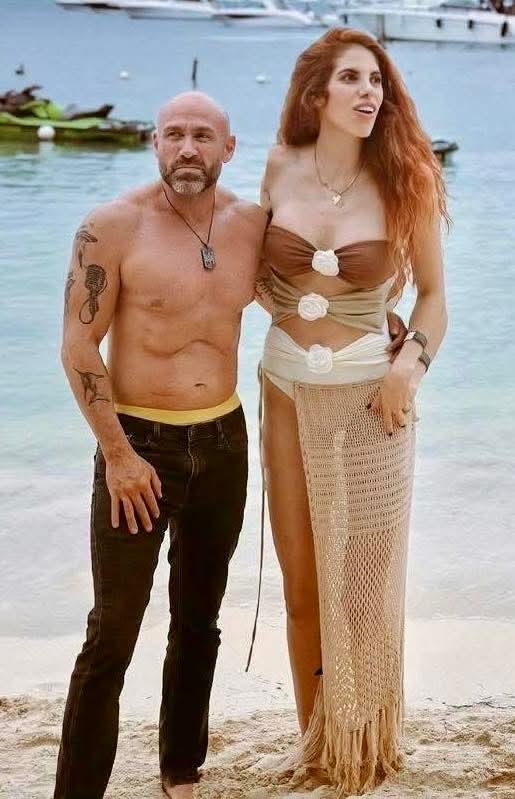 Don Omar Fierro . tweet media