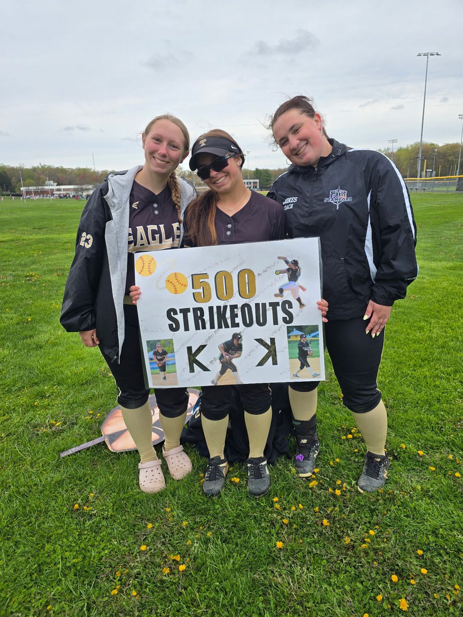 MadisonPippa's tweet photo. Proud to reach 500 career strikeouts in high school softball 🥎 Thank you to my teammates, coaches, and family for always supporting and believing in me. Excited to keep growing and competing.
@RITG_Wilson @CoachGugliotta @TrumbullAthlet1 @USAElite_Jen @WagnerSoftball https://t.co/ocvsjveoLh