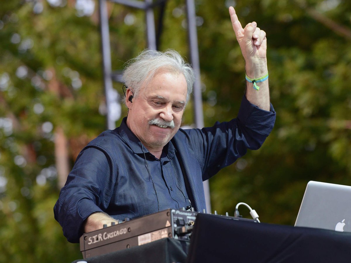 JuanC_Rdgz's tweet image. 🎵 Happy Birthday Giorgio Moroder 🎂🎵
#GiorgioMoroder #HappyBirthdayGiorgioMoroder