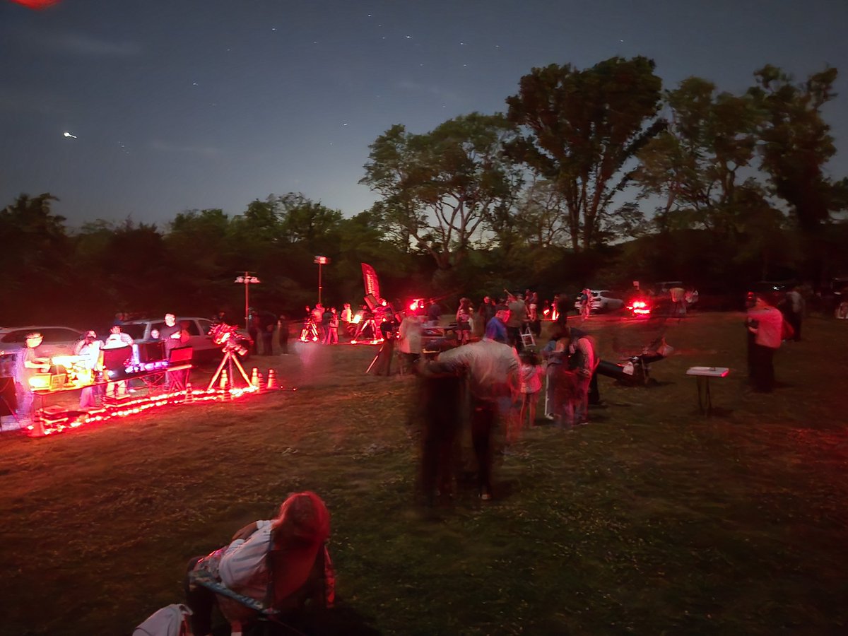 BSASNashville's tweet photo. Huge thanks to Bells Bend Park for hosting an amazing joint Star Party with BSAS + Vanderbilt Dyer Observatory!
Loved seeing so many first-time visitors—perfect spot for nature + night sky.
Thanks to all who came out!
#starparty
#Nashville https://t.co/lMlzIGdUjM