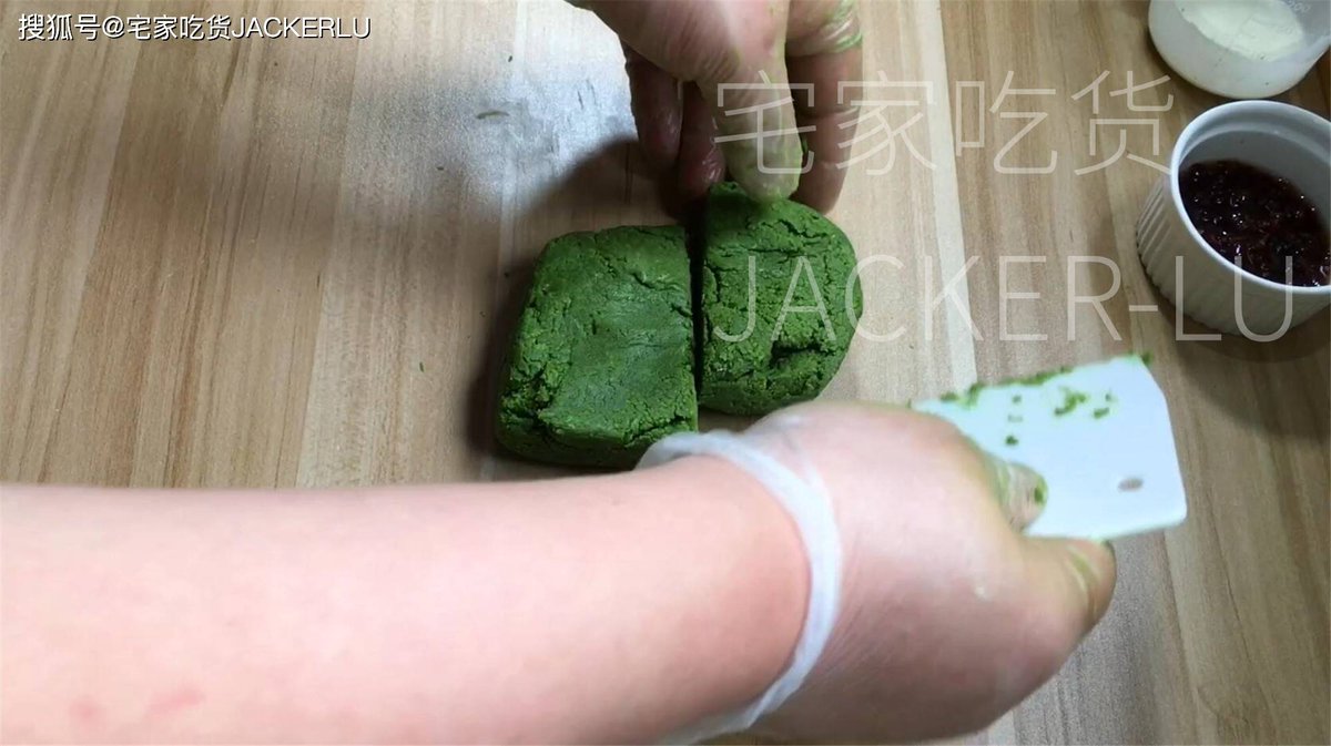 Sarah Percy tweet media