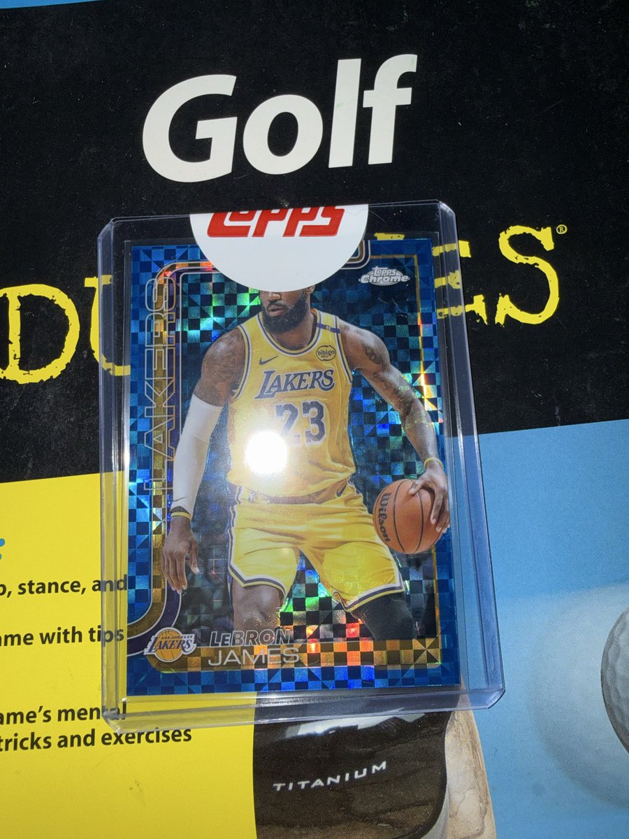 ttvledonte's tweet image. Worth the wait 👀👀 @CardPurchaser  @Topps #goat #lebron #webronjames #topps