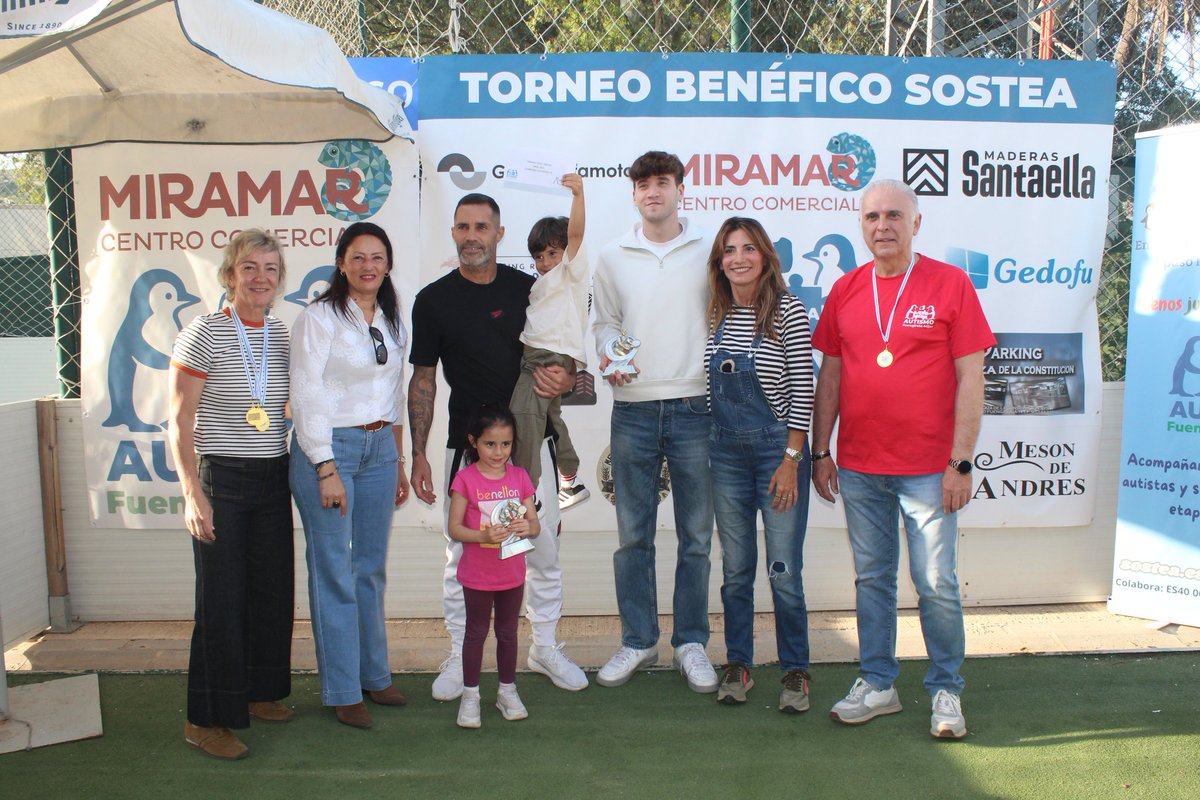MijasCom's tweet image. #Solidaridad | #Mijas
🥎 El Club Raquetas de Mijas ha acogido este fin de semana un torneo solidario de #pádel a beneficio de la Asociación SOS TEA Autismo.
▪️Es torneo ha tenido una gran acogida, con 130 parejas participantes y numerosos patrocinadores.
#autismo