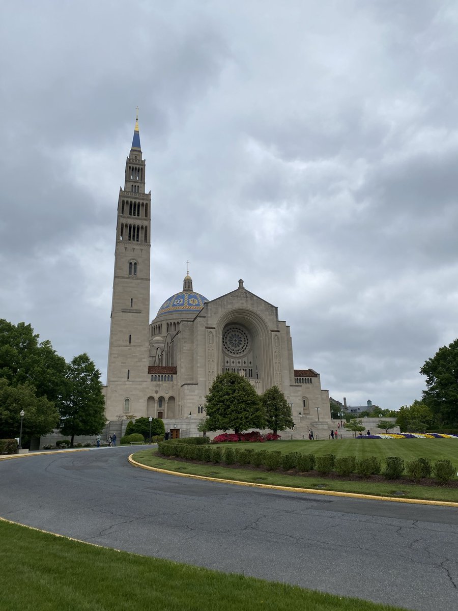 DennisReagle's tweet photo. Good afternoon #SoulFinder fans!
I’ll be visiting basilica national shrine in Washington DC!
I hope everyone has a blessed sunday today on the lord’s day. ✝️ https://t.co/mTohoeMH9P