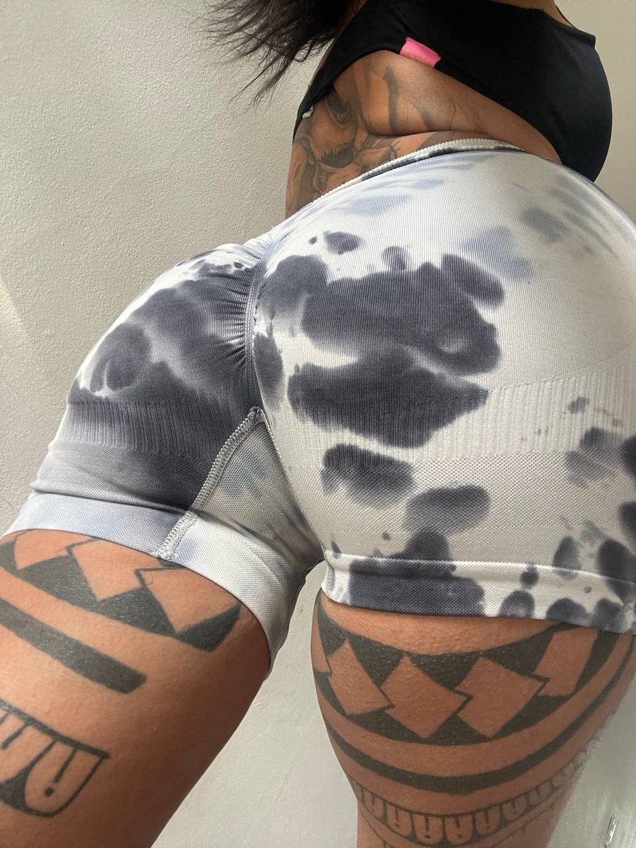 Chloé & Camille tweet media