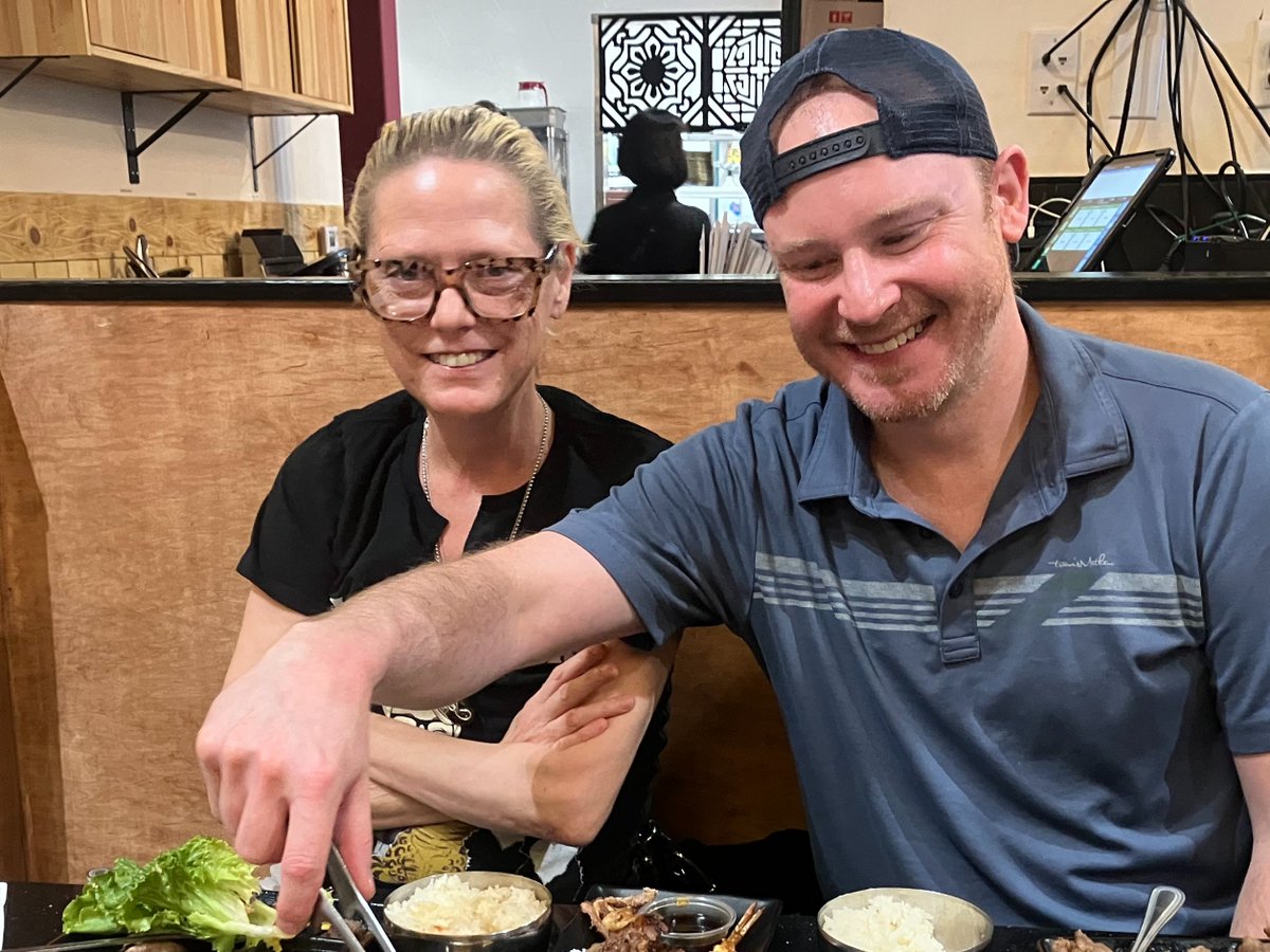 SteveAndApril tweet media