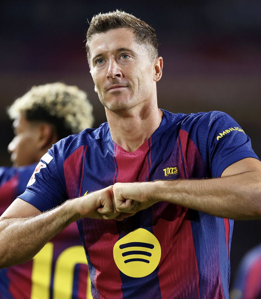 PolymarketSport's tweet photo. 🚨OFFICIAL: Robert Lewandowski will leave Barcelona at the end of the season.

Per @GuillemBalague