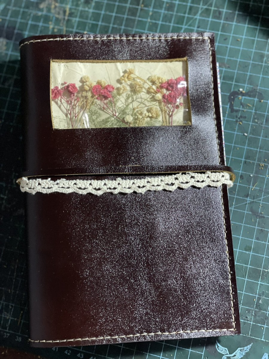 christy🐚 tweet media