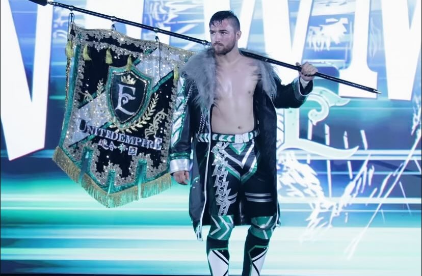 daily united empire 👑 tweet media