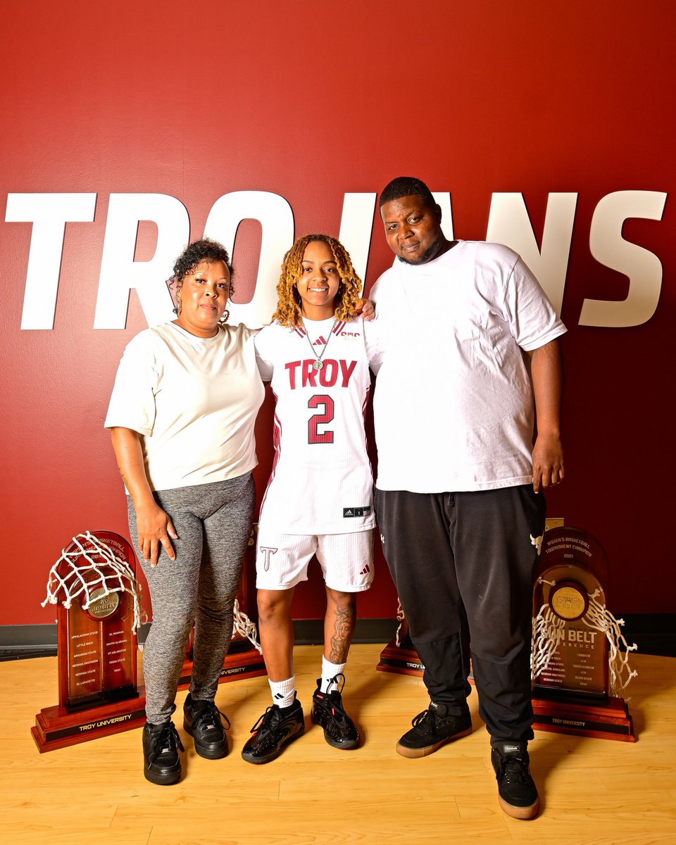 Malaya Jones tweet media