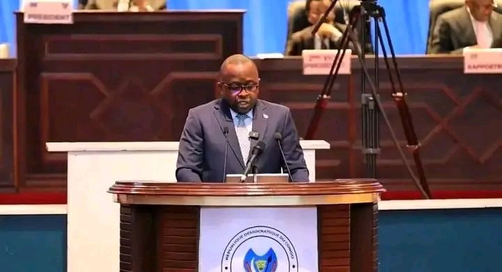 Saddam_Nalwey's tweet image. motion contre  @shabani_lukoo absente à #l’assemblée #nationale

La motion visant  @shabani_lukoo n’est pas inscrite à l’ordre du jour de la plénière du 27 avril à l’Assemblée nationale de la #RDC, selon un communiqué signé par @jacdjo1.