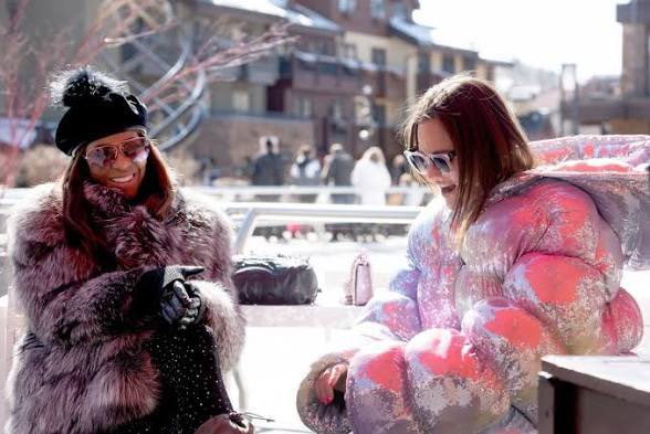 Mary_CosbyFan's tweet image. SLC Update❄️❄️❄️

Mary and Meredith are back and closer than ever! Meredith has truly been a rock for Mary, in this season of her life! #RHOSLC