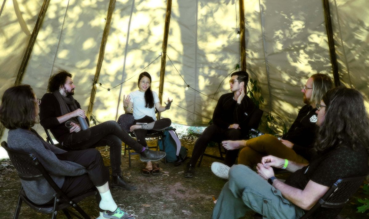 GETDWeb's tweet image. 🪷 Secure your DWeb Camp tickets at a discounted price and submit your ideas! 💡

⏲️ #DWebCamp’s #CfP closes on May 8, and #EarlyBird tickets sale ends on May 15.

🎟️ The cost of the tickets is going to rise after that date.

→ dwebcamp.org ←