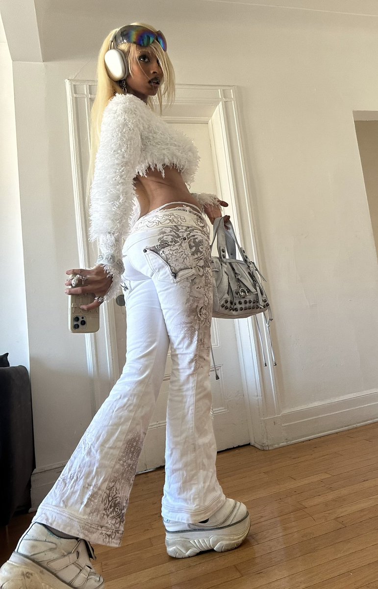 ✩⋆.ೃ࿔°𝄞 سماء °｡✫彡♪𓇢𓆸 ｡･:*:･ﾟ tweet media