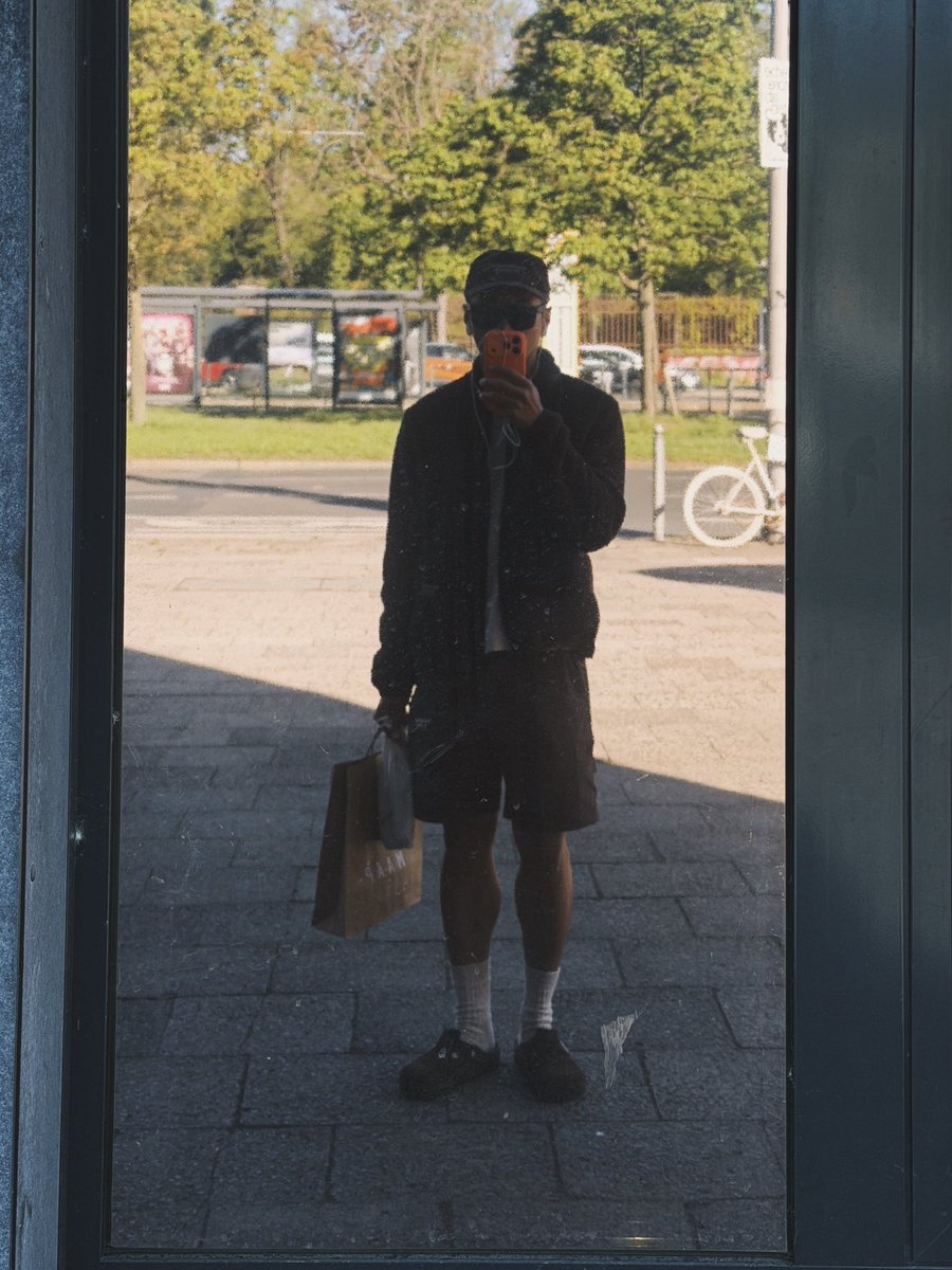 utupp's tweet photo. Good bye April.
#berlin https://t.co/2Qw0XrCHK4