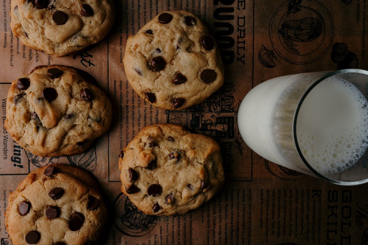 KathyEscotoooo's tweet image. He’s got a real chip on his shoulder. #cookie #chocolatechip #homemade #photography #fypシ゚viral
