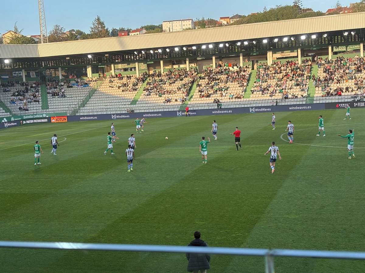 pabloprietoRFGF's tweet image. ⚽️ Rematamos a xornada na #Malata para ver ao @racingferrolsad contra o @RealAvilesInd correspondente á 34ª xornada do grupo A de @Primera_RFEF. 

#UnidosPoloFútbolGalego