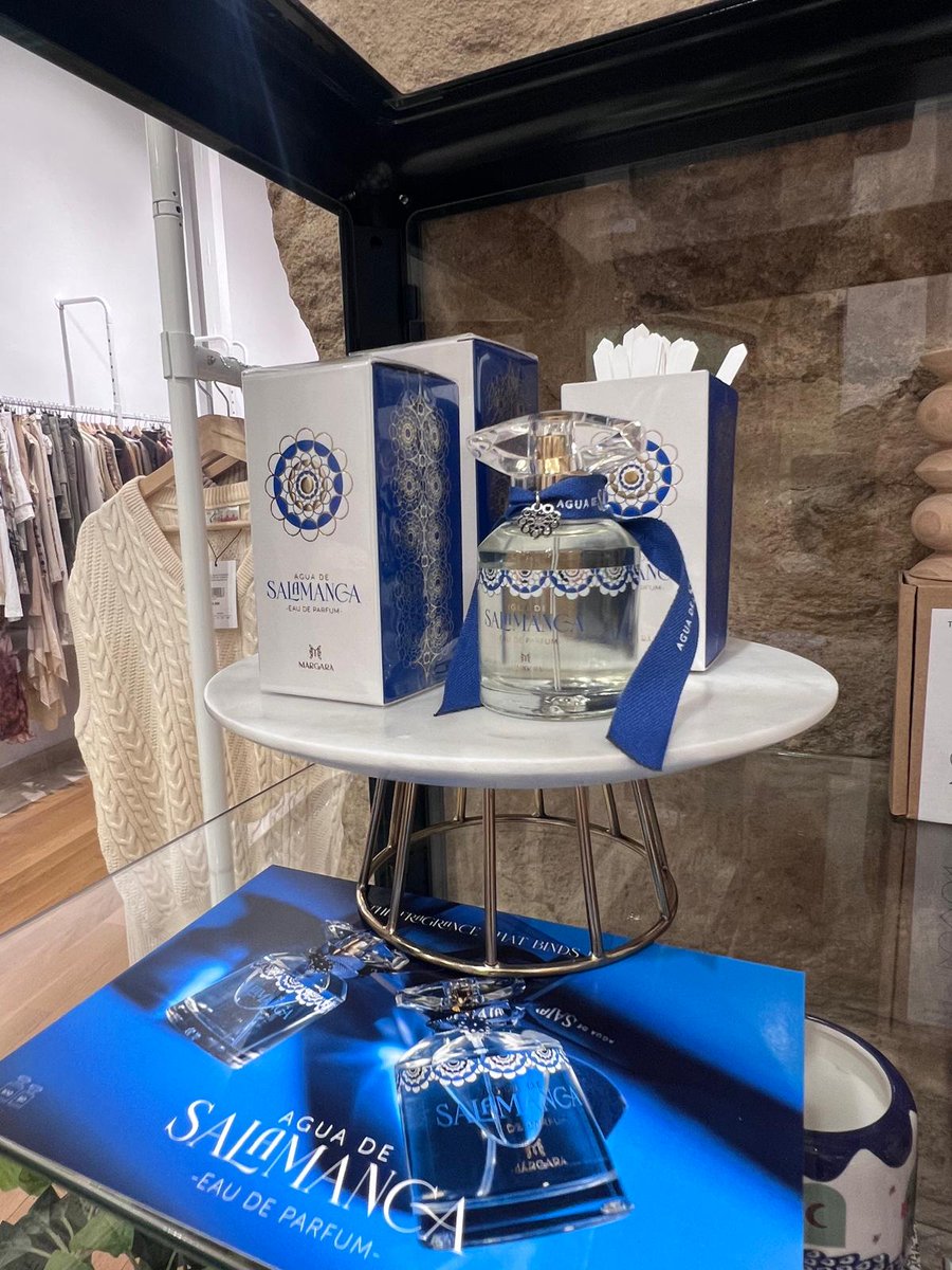 Margarabrand's tweet photo. ❤️ En el  corazón de Salamanca, nuestra esencia encuentra su lugar ✨. 💙 Agua de  Salamanca ya está disponible en un nuevo punto de venta muy especial:  Amarga Vintage, @amargavintage, en la emblemática Calle Meléndez. 

🌈  Un espacio con encanto, personalidad y ese toque único https://t.co/PLxDNhUSNe