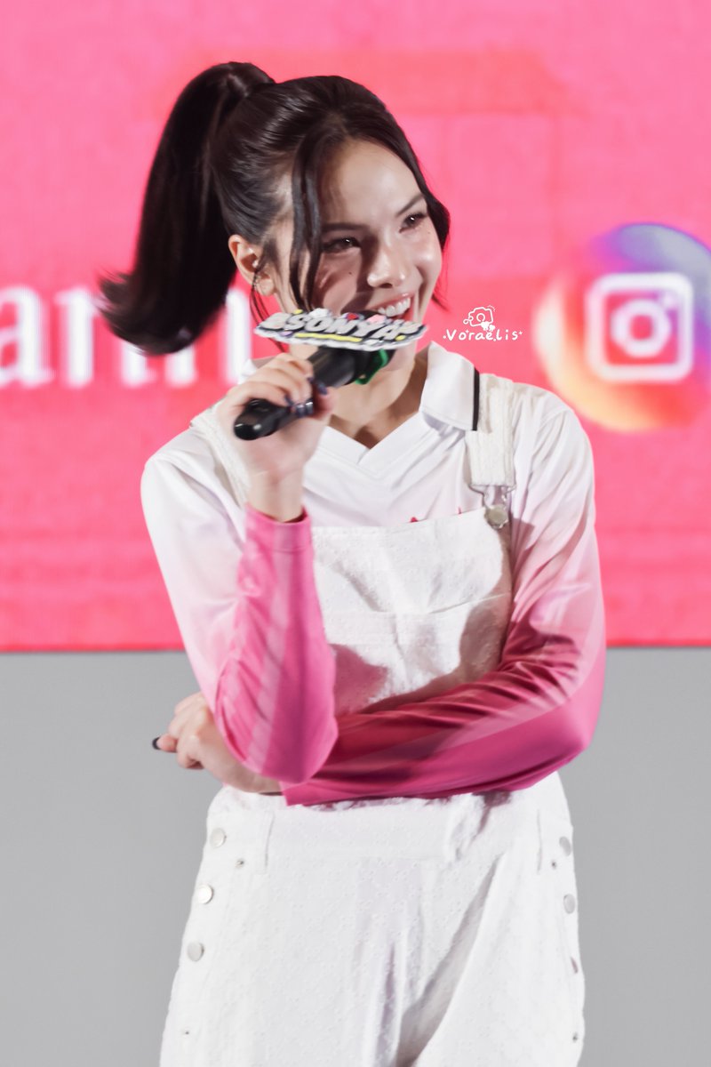 Voraelis's tweet photo. 𝟐𝟔𝟎𝟒𝟐𝟔

​BABY SONYA 27 YRS

#Sonya27thCelebration
#LMSY #ลูกหมีซอนญ่า 
#SonyaSaranphat 
#ซอนญ่าศรัณย์ภัทร์ https://t.co/9w0MTGgvyA