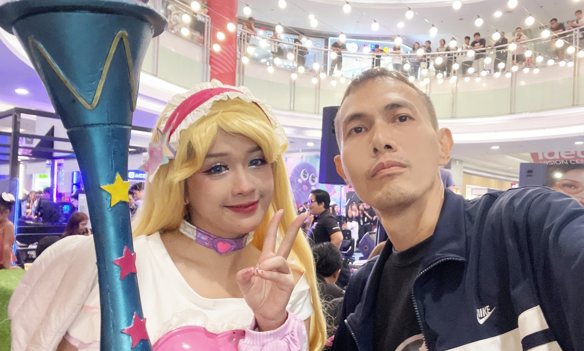 KREPTCROW's tweet image. #idols 
Famous Cosplayer

Sonica Amaterasu is a prominent Filipino cosplayer and competition grand champion.

Mitchaki is a prominent Filipino-Korean cosplayer and streamer based in the Philippines.

@CosplayMatsuri   @phgamedevexpo  @GenshinImpact  
@mitchakii  @milfusonica