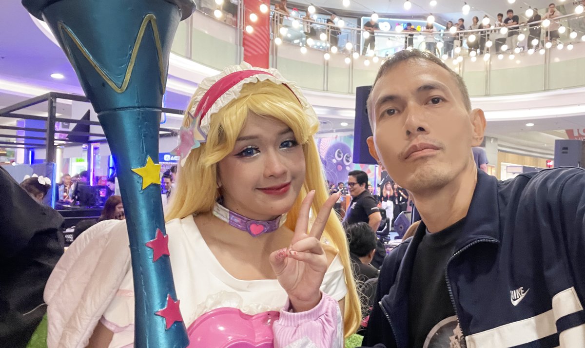 KREPTCROW's tweet image. #idols 
Famous Cosplayer

Sonica Amaterasu is a prominent Filipino cosplayer and competition grand champion.

Mitchaki is a prominent Filipino-Korean cosplayer and streamer based in the Philippines.

@CosplayMatsuri   @phgamedevexpo  @GenshinImpact  
@mitchakii  @milfusonica