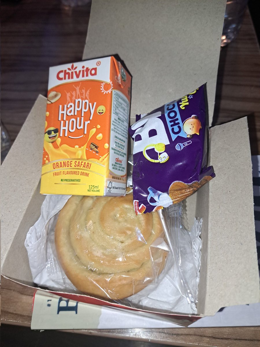 MrGMOnigeria's tweet image. This is what #maxair has to offer as refreshment having wasted my 11 hours at the Abuja airport on an 11am flight to Kano. This injustice cannot become the norm in the country aviation sector. #ncaa, @fkeyamo  @ARISEtv
