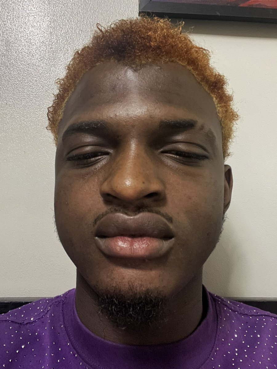 Emmanuel Aro tweet media