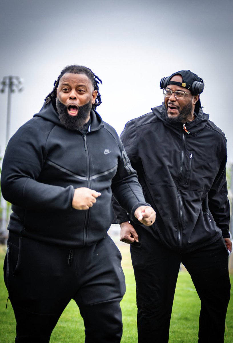 chestnutdarrel's tweet photo. What is like to be around Coach Dada? https://t.co/eskeyB51FH
