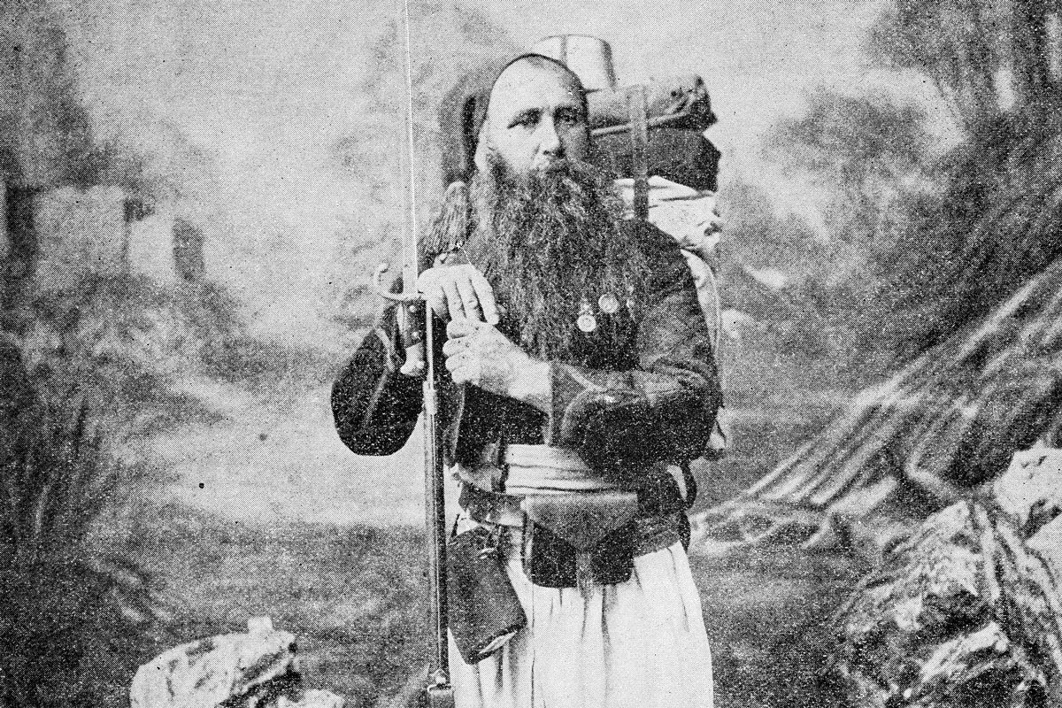 witzshared's tweet image. The #Strangest Military #Fashion Through History historyfacts.com/world-history/…