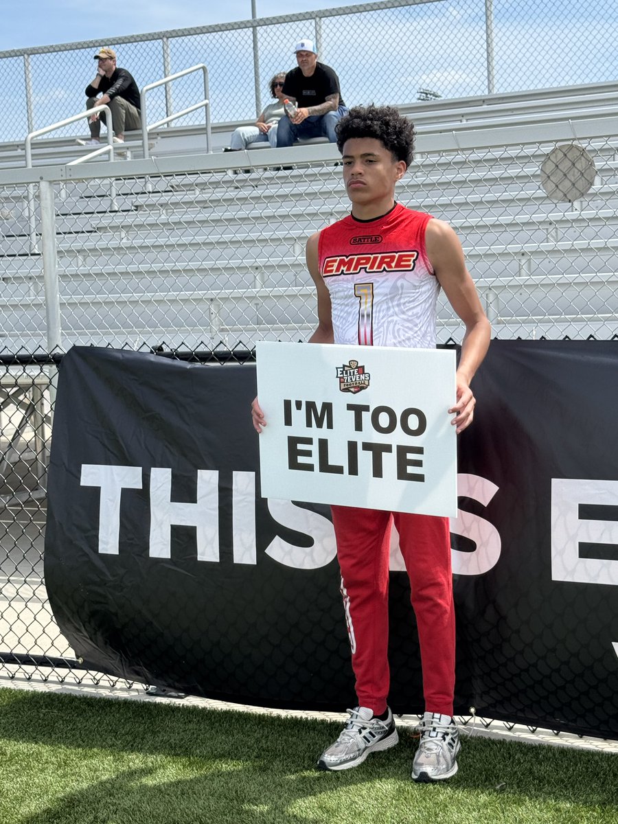 JaydenB_2029's tweet photo. Got invited to an invitational 1v1 competition at @Elite7evens nationals this weekend and won it all! Was also recognized as a top performer of the tournament!💪🏾🙌🏾

@JJPaul53 @OJsimpso32 @CoachPum @JPRockMO @sixstarfootball @Varsitycombine1 @UANextFootball 
@_TREZZYBOY @CoachM_Dunn
