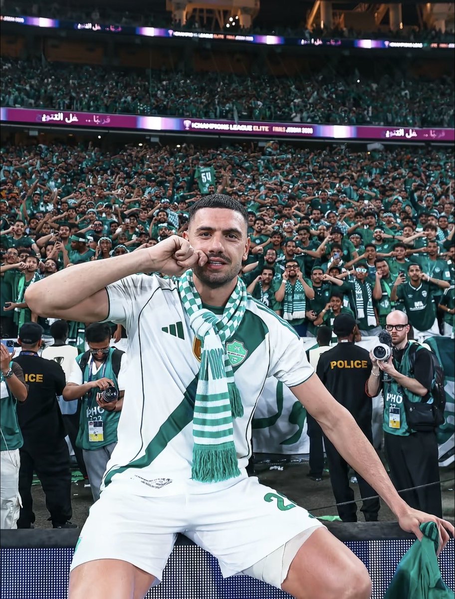 بطلة النُخبتين- tweet media