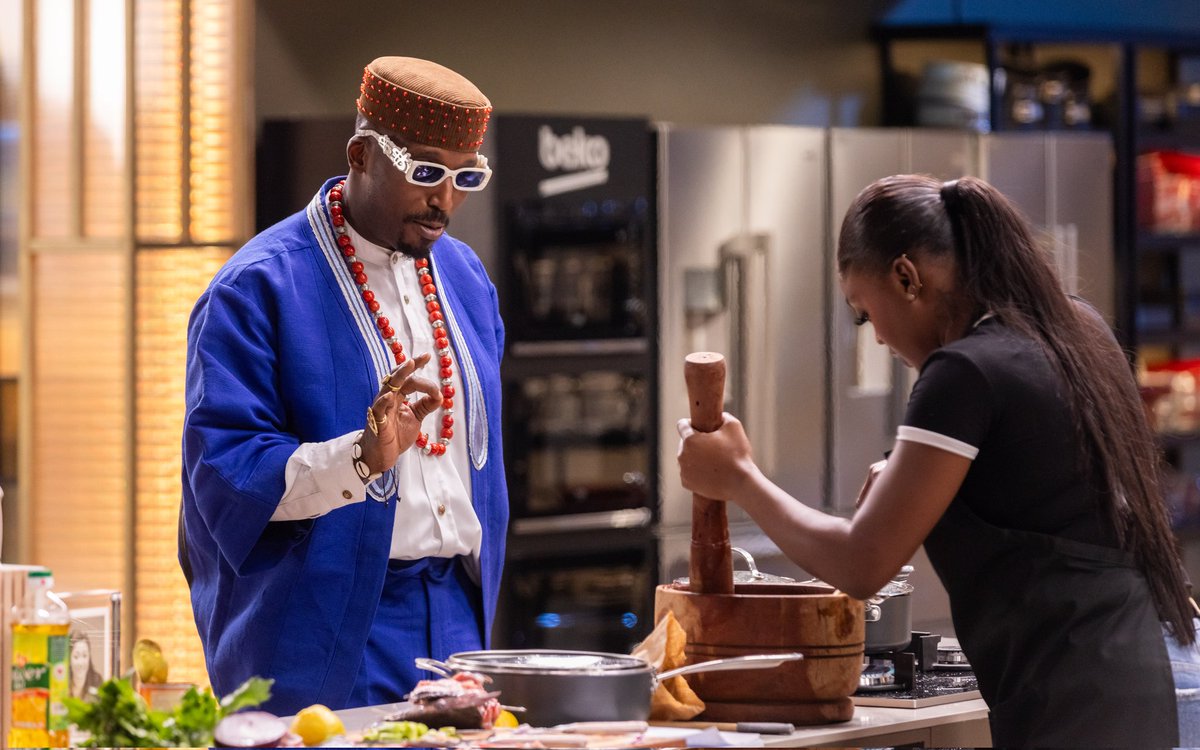 PowerOilNG's tweet photo. Our contestants are cooking different meals 😋🔥

Who are you rooting for?

Let's see who comes out on top @masterchefngr 🤔

Watch this episode on Africa Magic Showcase and Africa Magic Family 💚 

#PowerOilXMasterChefNigeria https://t.co/cR12iSDzk7