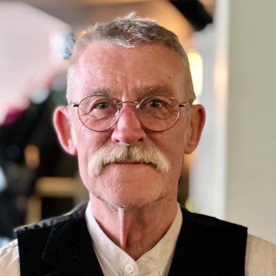 les hammond tweet media