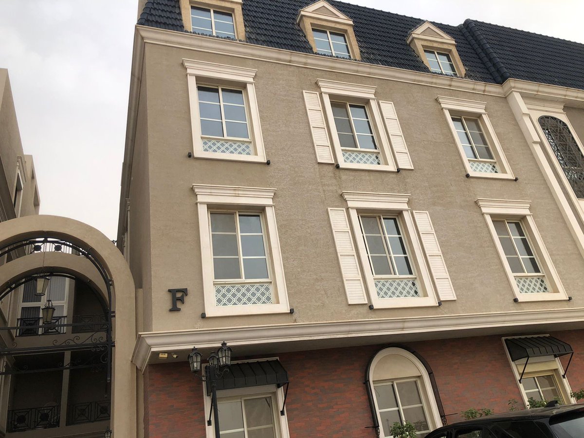 Dean Brown tweet media