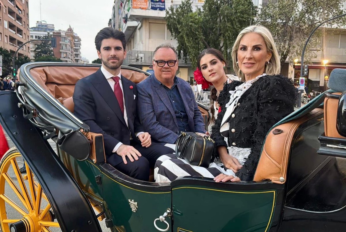 Neoliberalover tweet media