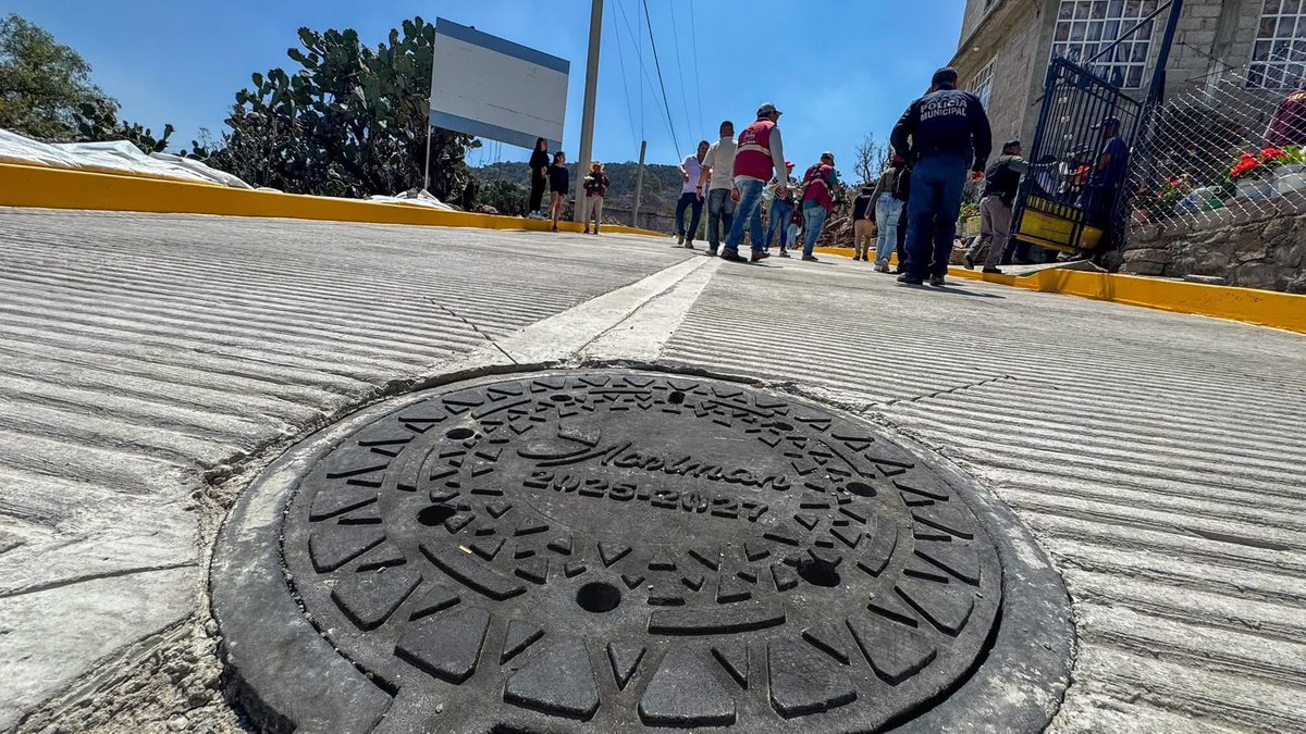 VipMujeres's tweet photo. 🩷 Inaugura #BlancaOsorio pavimentación de la Calle Progreso en San Lucas Tepango, #Acolman

https://t.co/lvdoYcyV88 https://t.co/Es8eTCGGA8